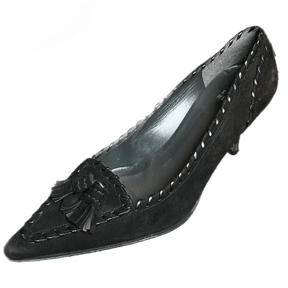 Stuart Weitzman Pointed Toe Heels Black Suede Tassels Size 6.5M - Picture 3 of 16